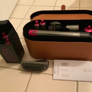 Genuine Dyson Airwrap Set plus additional accessories